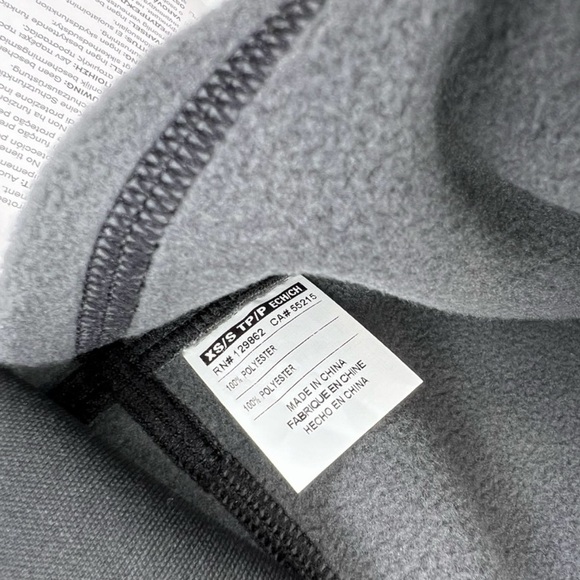 Nike Running Therma Women's Hat and Glove Set, Small/XS - Picture 10 of 10